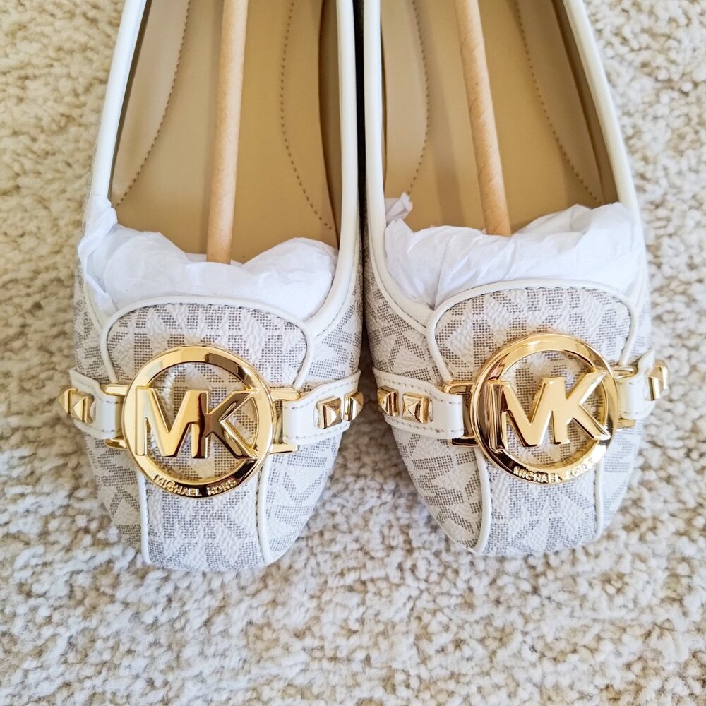 Michael Kors Fulton Studded Logo Moccasin size 7.5  color vanilla 49T8FUFR1B - Picture 13 of 15